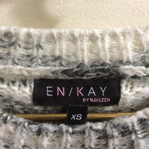 EN/KAY by Navleen Mohair blend variegated sweater - Picture 8 of 9
